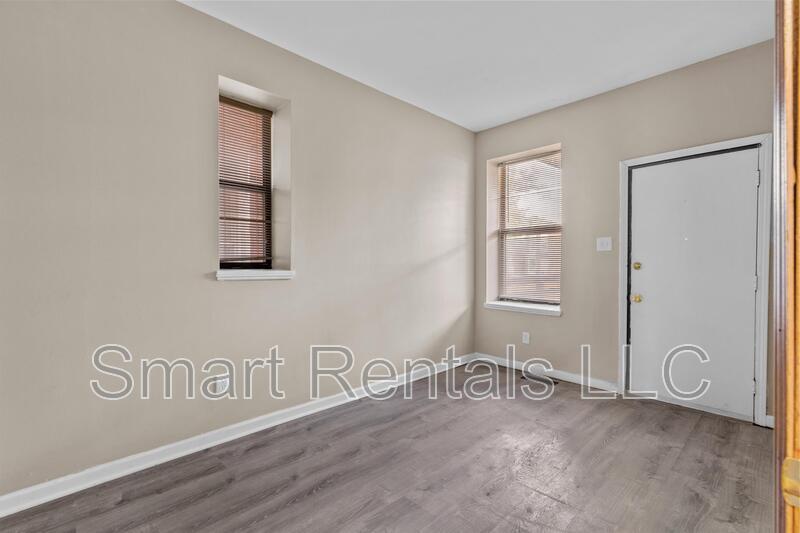 Building Photo - 3831 McRee Ave