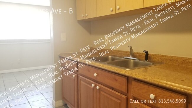 Building Photo - ***FREE RENT***
