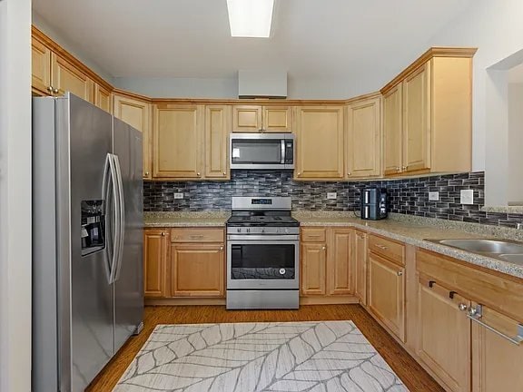 Building Photo - 2378 Oakfield Ct