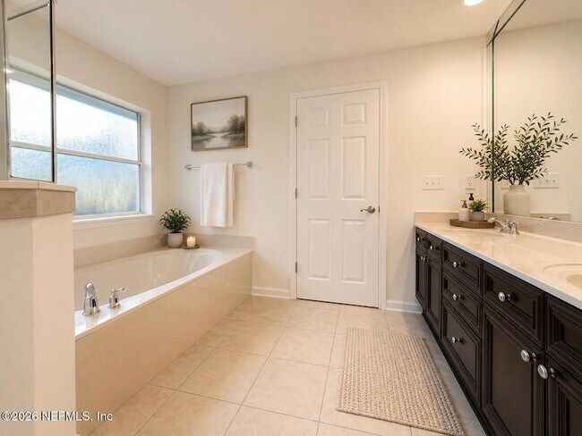 Building Photo - 5204 Comfort Ct