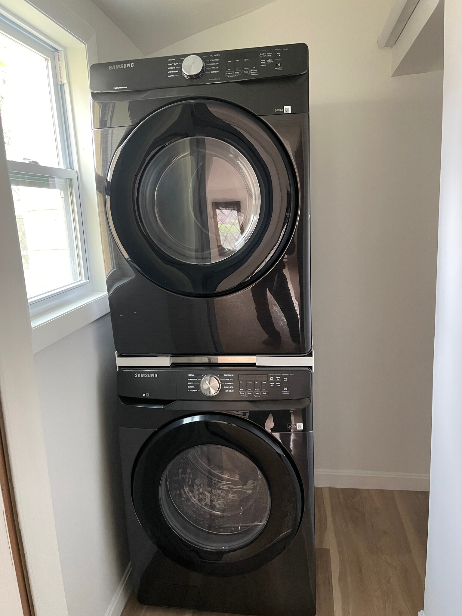 Building Photo - 8 Dalton St