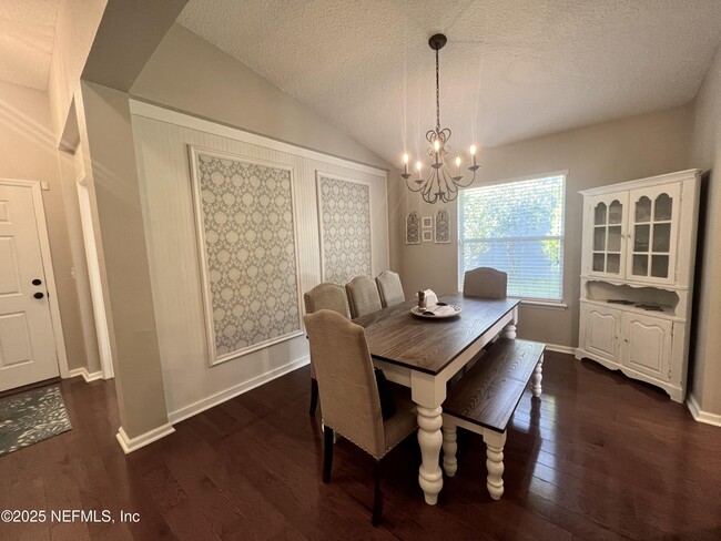 Building Photo - 1607 Harvest Cove Dr