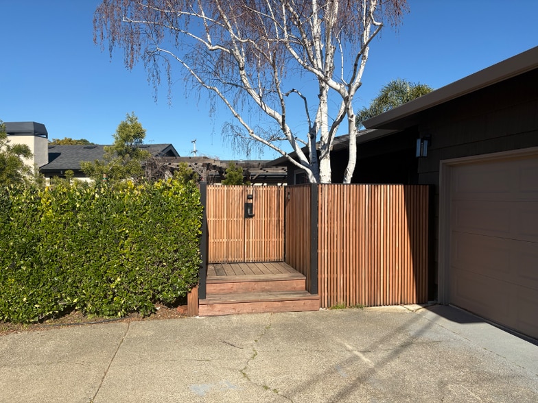 Building Photo - 34 Chickasaw Ct