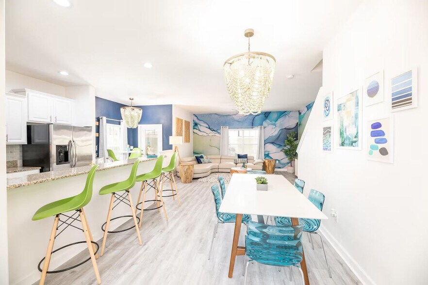 Building Photo - 8938 Cuban Palm Rd