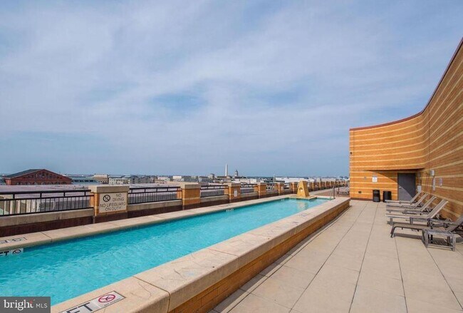 Building Photo - 400 Massachusetts Ave NW