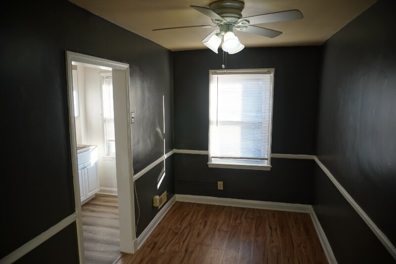 Building Photo - 3811 Lyndale Ave