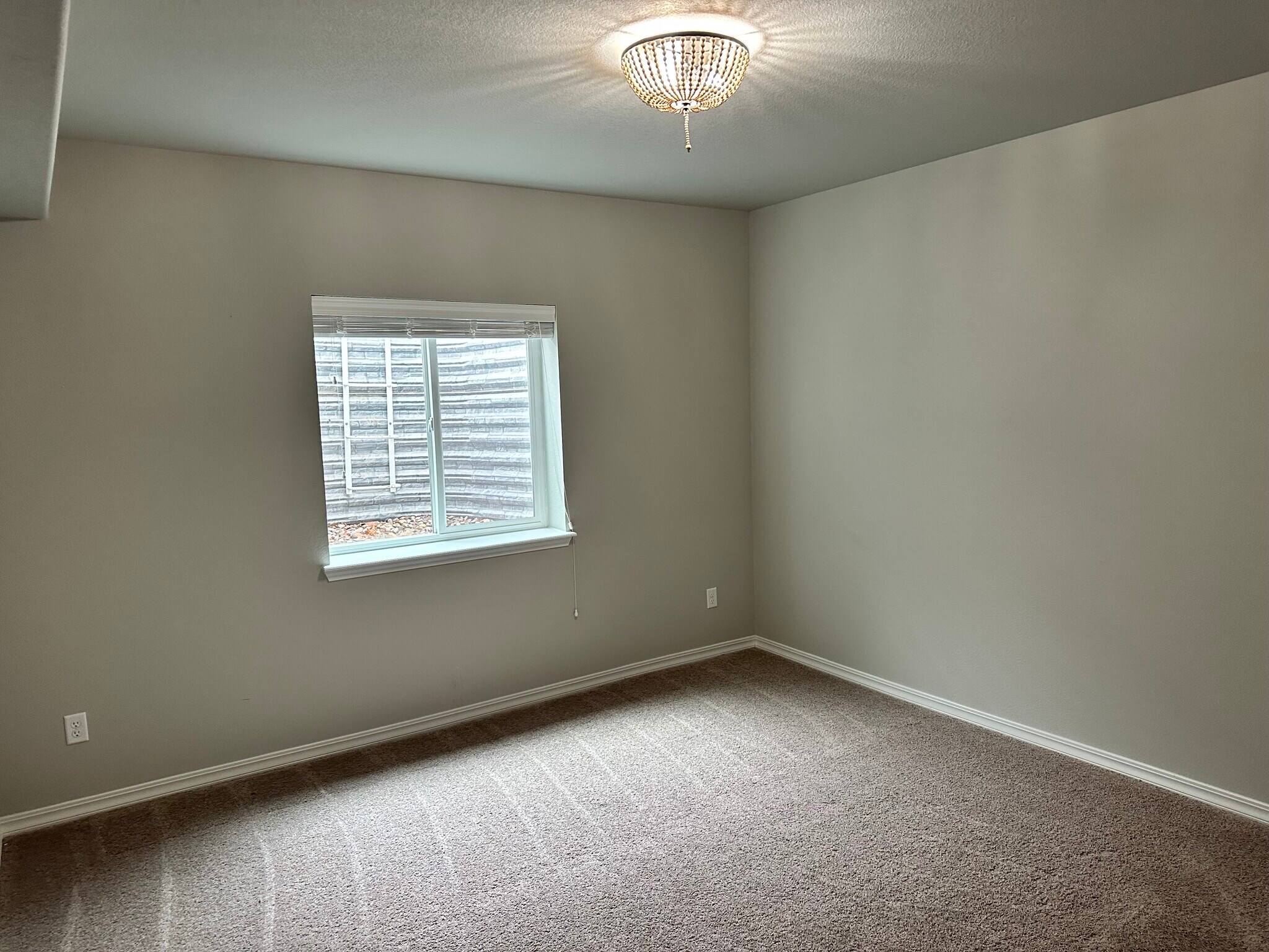 Building Photo - 17451 Leisure Lake Dr