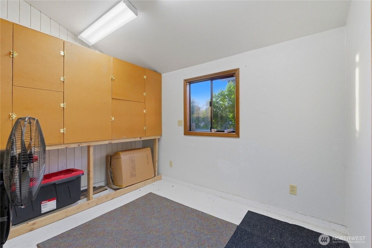 Building Photo - 10005 77th St SW