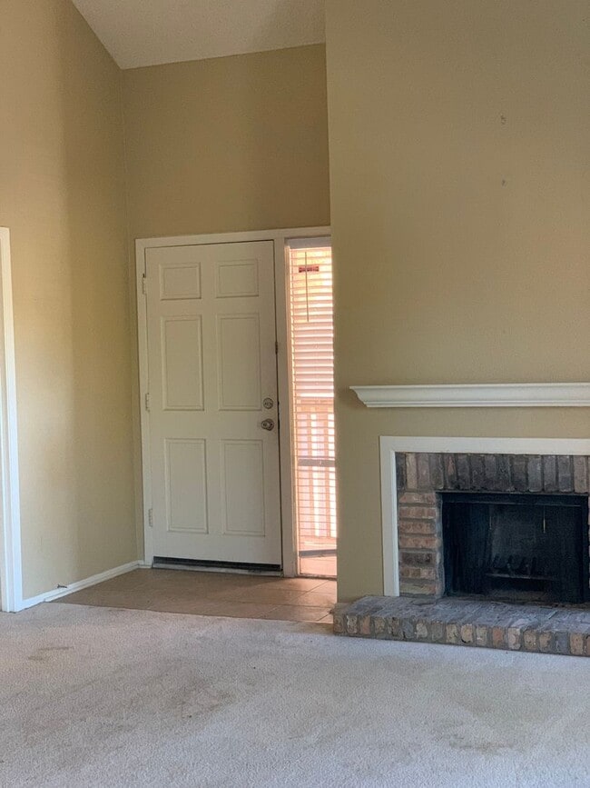 Building Photo - Jefferson / Corporate/ Essen