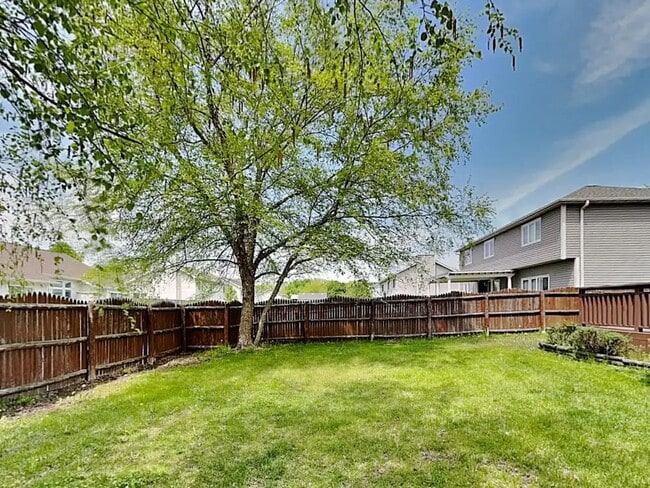 Building Photo - 2900 Wake Island Dr