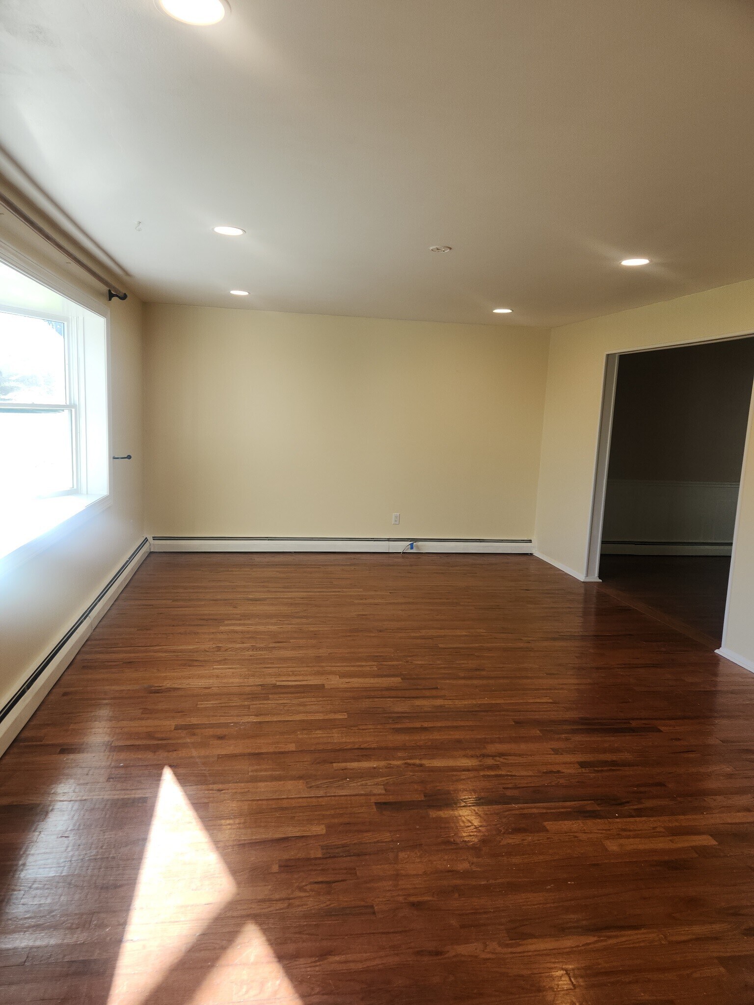 Building Photo - 662 Parmentier Rd