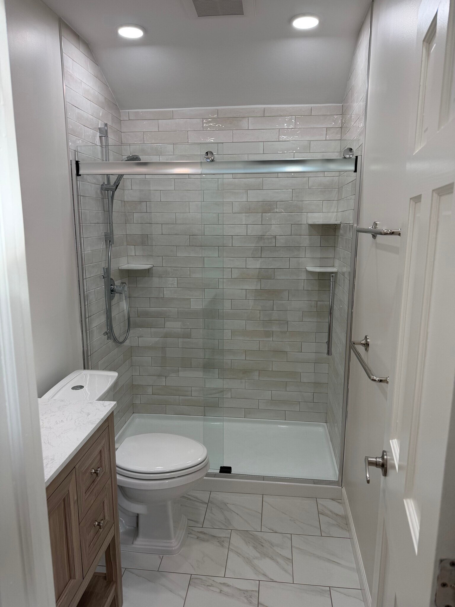 Building Photo - 53 Morris St