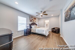 Building Photo - 811 W Kings Hwy