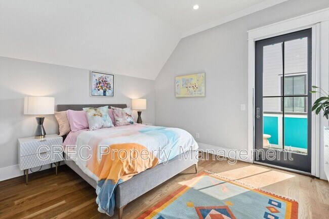 Building Photo - 3 1/2 Maranda Holmes St