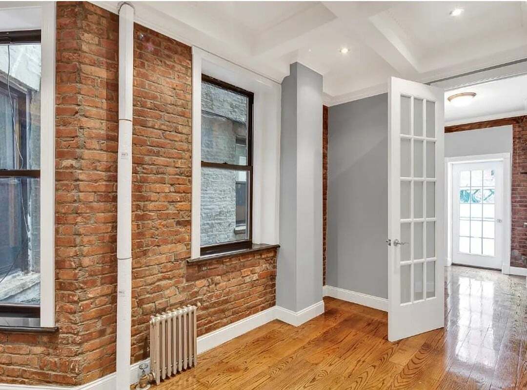 Building Photo - 5 W 103rd St