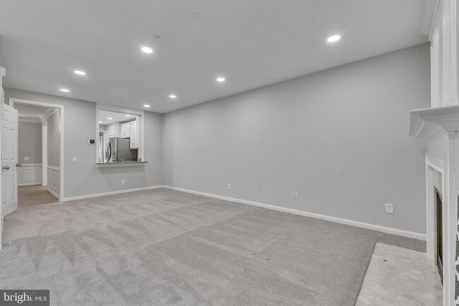 Building Photo - 5980 Kimberly Anne Way