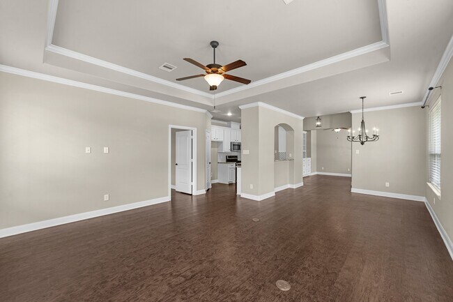 Building Photo - 2034 Que Manor Dr