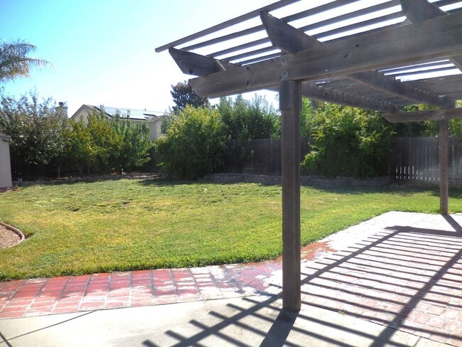 Building Photo - 1079 Stillspring Dr