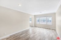 Building Photo - 8613 1/4 W Olympic Blvd