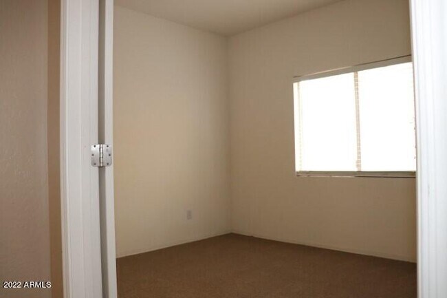 Building Photo - 15943 N Cristine Ln