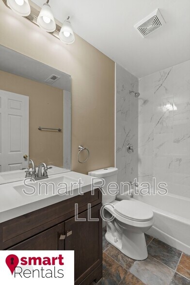 Building Photo - 2161 Thurman Ave