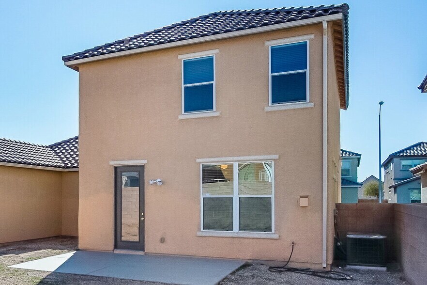 Building Photo - 2808 River Ranch Pl