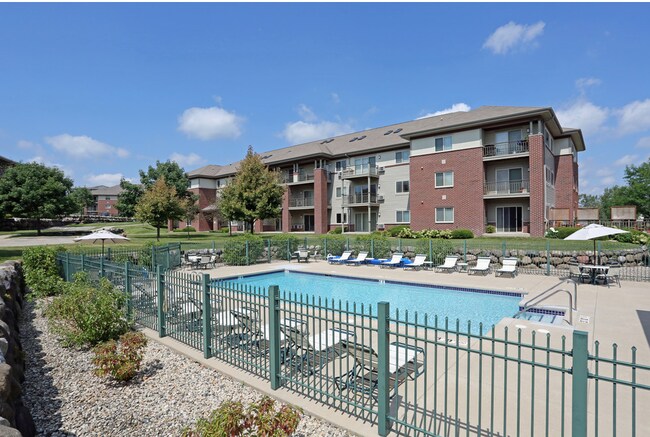 Building Photo - 290 Prairie Heights Dr