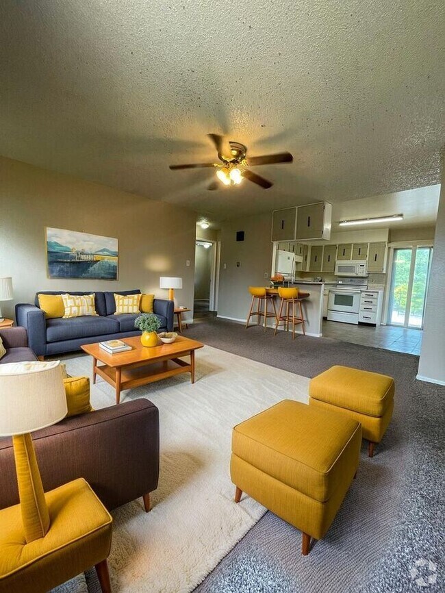 Building Photo - 2 Bed 1 Bath Apartment MOVE IN SPECIAL: $5...