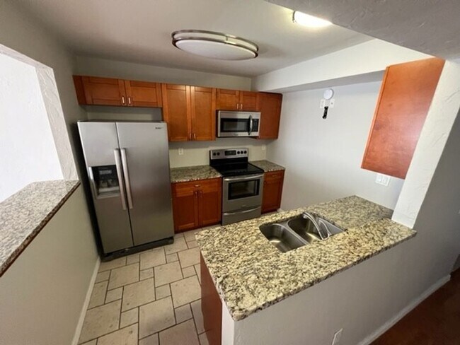 Building Photo - C2508-C15 Grantwood