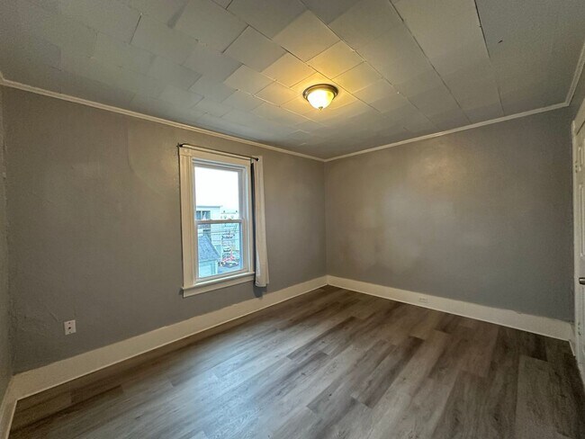 Building Photo - 408 Rimmon St
