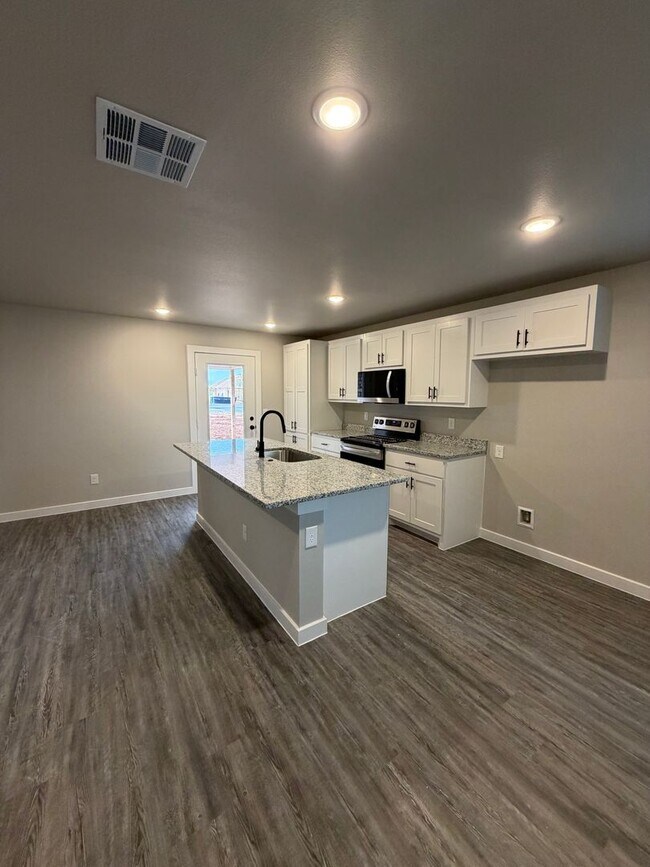 Building Photo - New Construction Living Minutes from ACU & Stargate Project