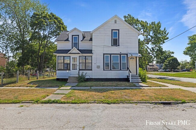 Primary Photo - 1144 First Street