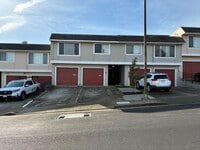 Building Photo - 2419 Greendale Dr