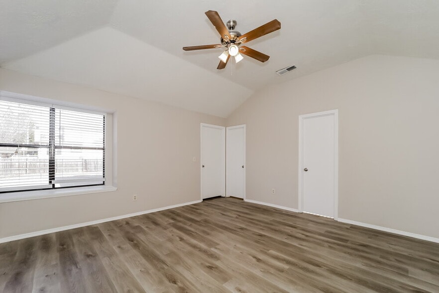Building Photo - 7049 Ivy Pointe Row