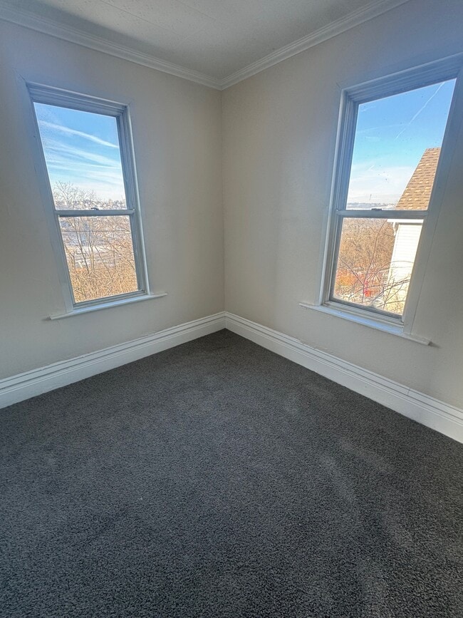 Building Photo - 1932 Beech St