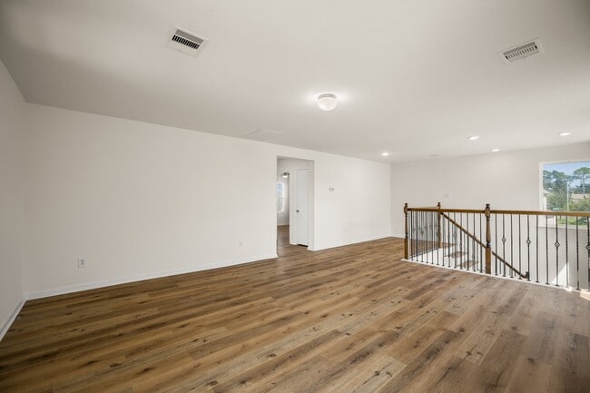 Building Photo - 4118 Lake Cypress Cir