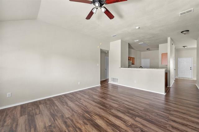 Building Photo - 812 Sierra Cir