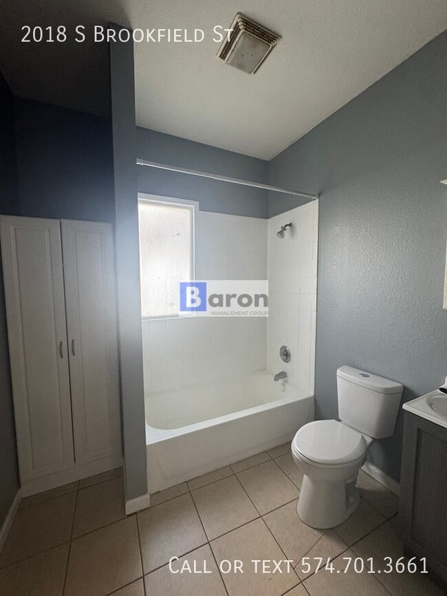 Building Photo - 2018 S Brookfield St