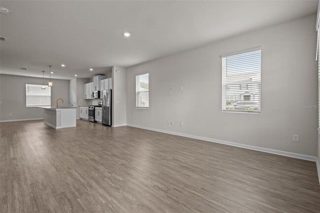 Building Photo - 15384 Caravan Ave