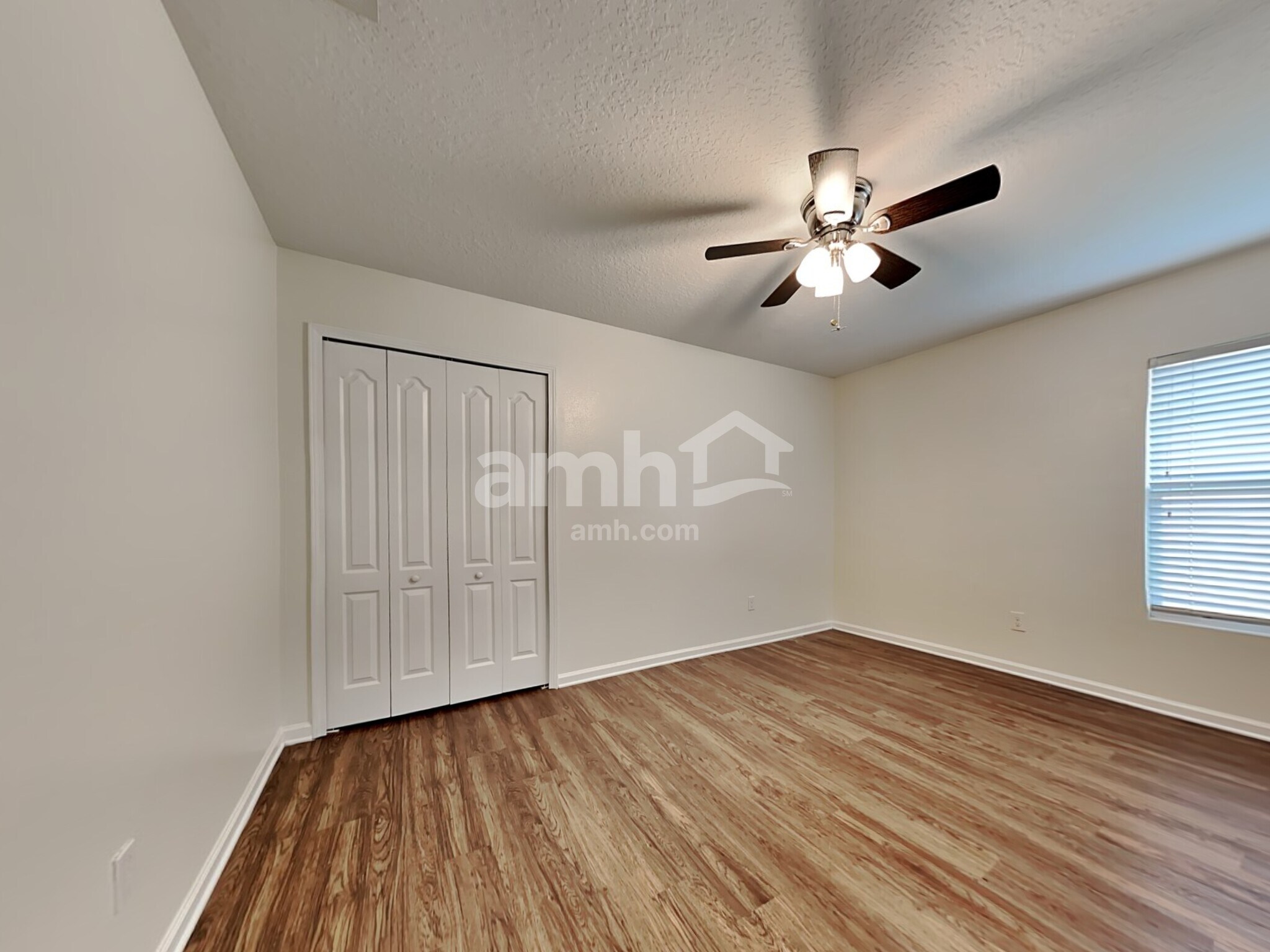 Building Photo - 603 Glendale Ln