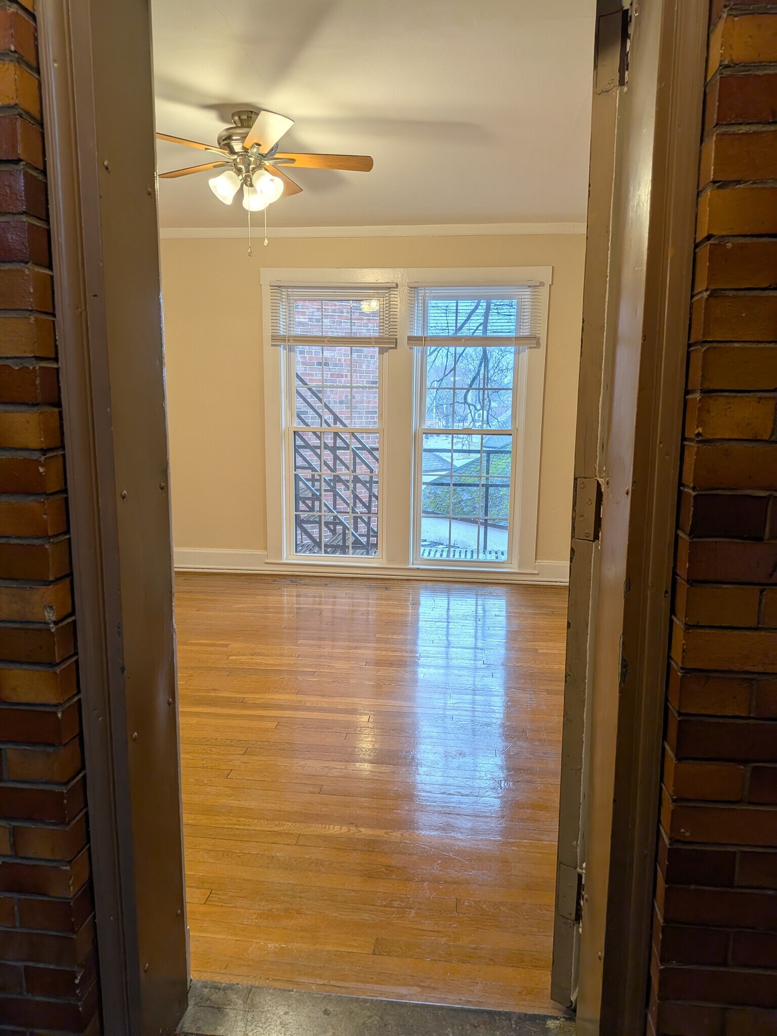 Building Photo - 3940 Beech St