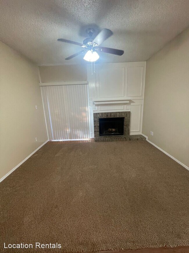 Building Photo - 2 br, 2 bath House - 5102 80th Street #106