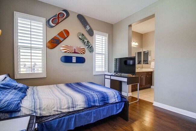 Building Photo - RENT SPECIAL | Large Estate with Resort-Style Amenities