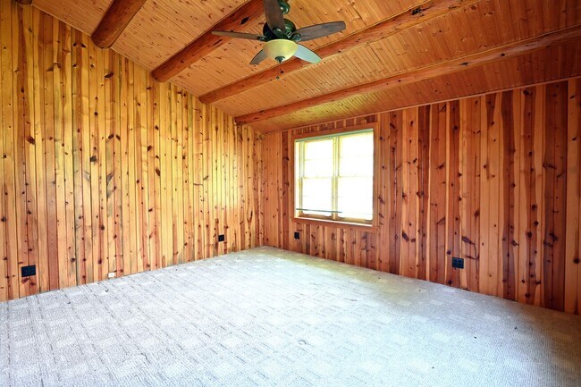 Building Photo - 272 Fish Hatchery Rd