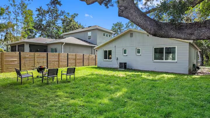 Building Photo - 6208 S Elberon St