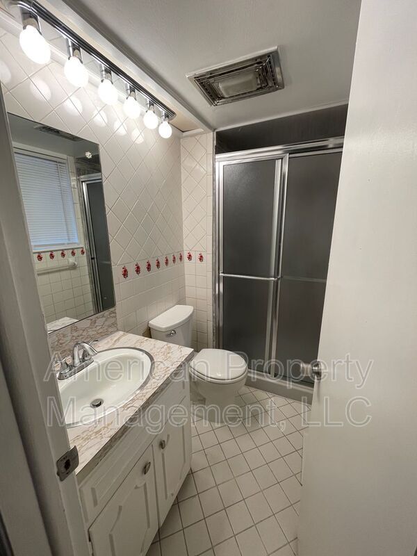 Building Photo - 2519 S 108th E Ave
