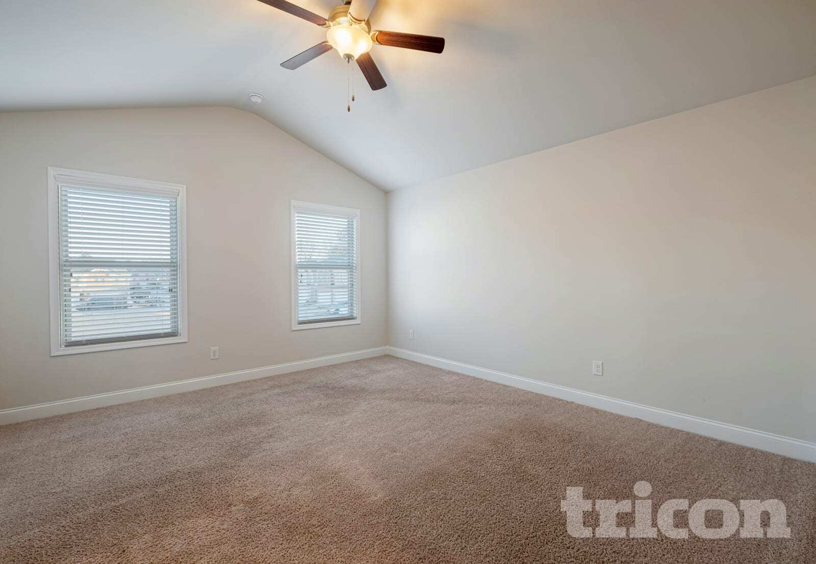 Building Photo - 329 Trickum Hill Dr