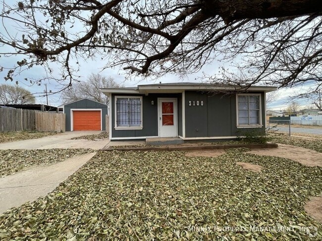 Building Photo - 3100 Redwood St