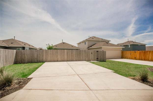 Building Photo - 242 Mossycup Dr