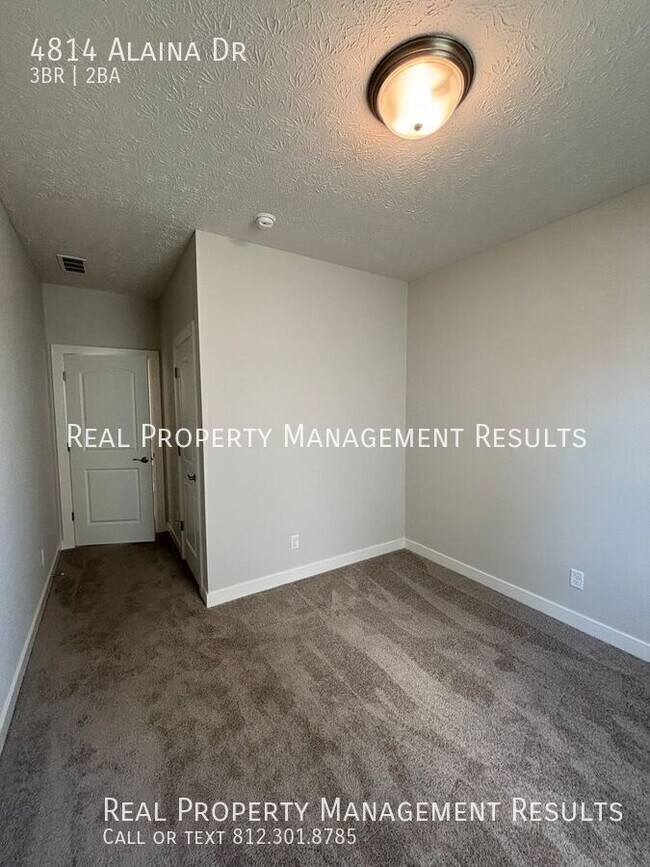 Building Photo - 4814 Alaina Dr